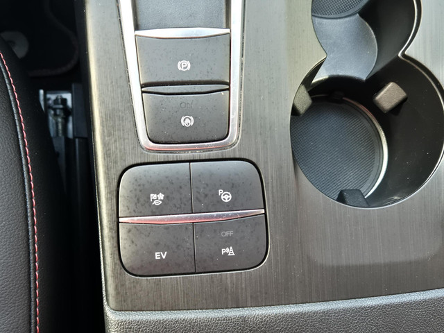 Ford Kuga 2.5 PHEV ST-Line | Navigatie | LM Velgen | Winterpakket | Climate Control | Cruise Control
