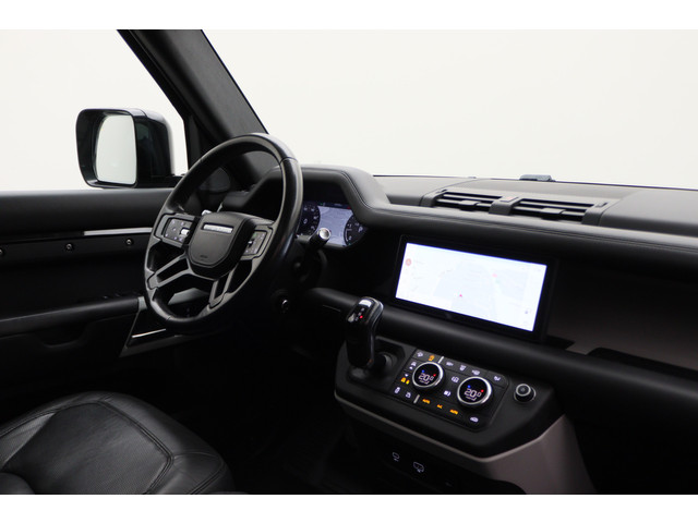 Land Rover Defender 2.0 D240 110 HSE Leer, 360° Camera, Panoramadak, Luchtvering, Meridian Audio, Trekhaak
