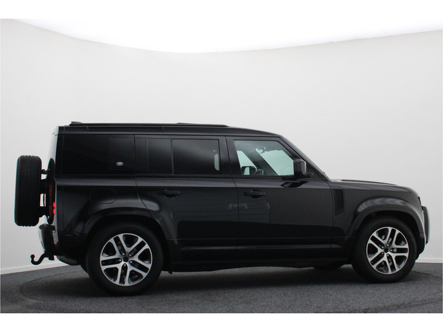 Land Rover Defender 2.0 D240 110 HSE Leer, 360° Camera, Panoramadak, Luchtvering, Meridian Audio, Trekhaak