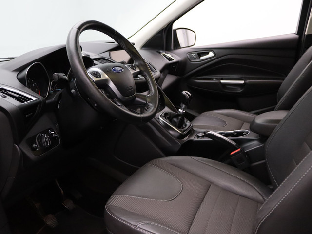 Ford Kuga 150pk Titanium Styling Pack Camera | Cruise | Navi | Parkeersens. v+a | Stoel- voorruitverw. | Trekhaak