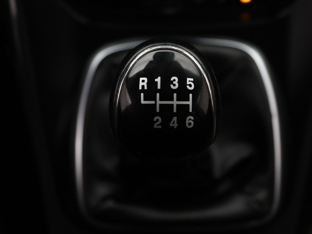 Ford Kuga 150pk Titanium Styling Pack Camera | Cruise | Navi | Parkeersens. v+a | Stoel- voorruitverw. | Trekhaak