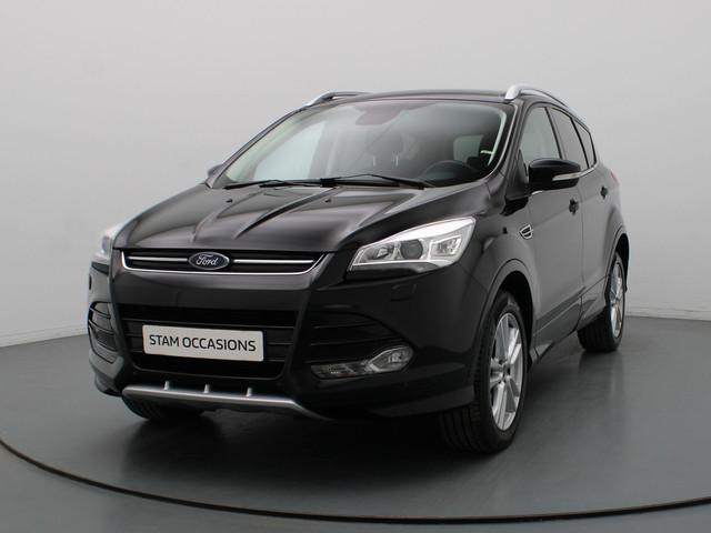 ford-kuga-150pk-titanium-styling-pack-camera---cruise---navi---parkeersens.-v-a---stoel--voorruitverw.---trekhaak