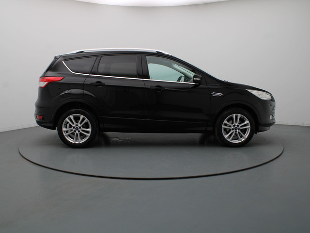 Ford Kuga 150pk Titanium Styling Pack Camera | Cruise | Navi | Parkeersens. v+a | Stoel- voorruitverw. | Trekhaak
