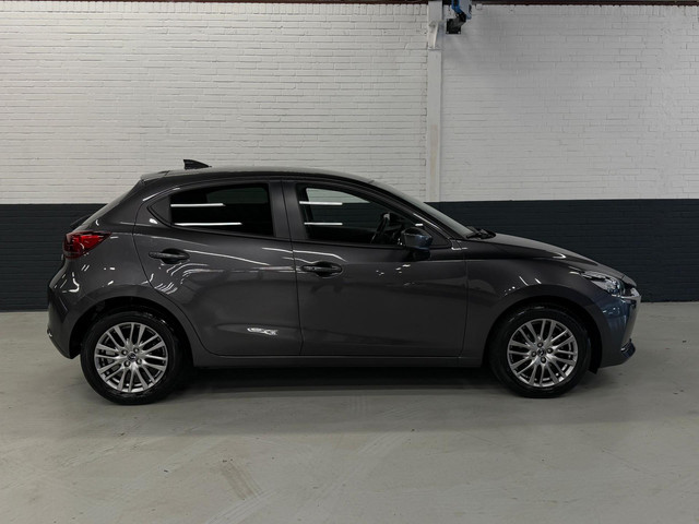 mazda-2-1.5-skyactiv-g-luxury-hud---360-camera---navi---carplay---clima--dab