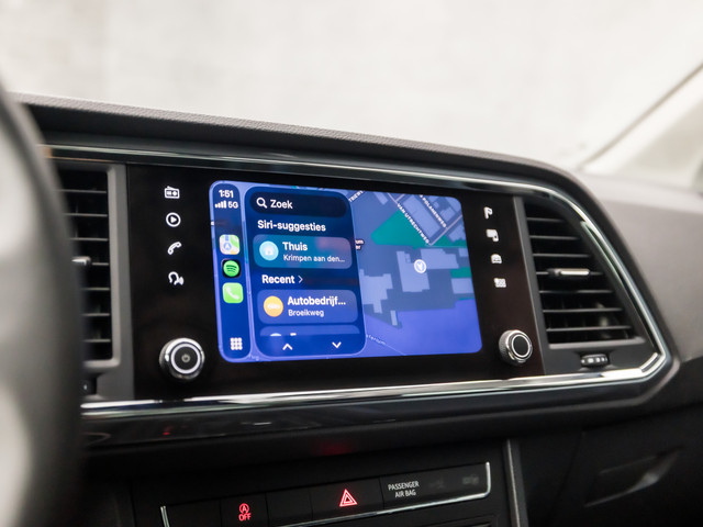 Seat Ateca 1.5 TSI Sport 150Pk Automaat (APPLE CARPLAY, GROOT NAVI, CLIMATE, CAMERA, SPORTSTOELEN, TREKHAAK, GETINT GLAS, CRUISE, NIEUWSTAA