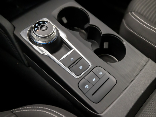Ford Kuga 2.5 PHEV Titanium Sport 225Pk Automaat (PANORAMADAK, VIRTUAL COCKPIT, APPLE CARPLAY, STUUR STOELVERWARMING, SPORTSTOELEN, CAMERA