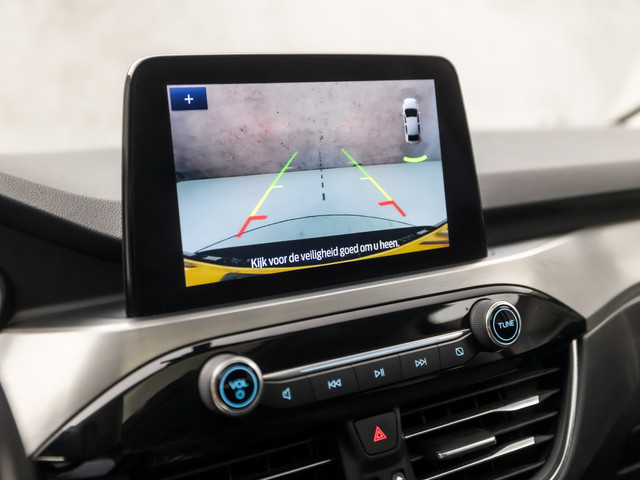 Ford Kuga 2.5 PHEV Titanium Sport 225Pk Automaat (PANORAMADAK, VIRTUAL COCKPIT, APPLE CARPLAY, STUUR STOELVERWARMING, SPORTSTOELEN, CAMERA