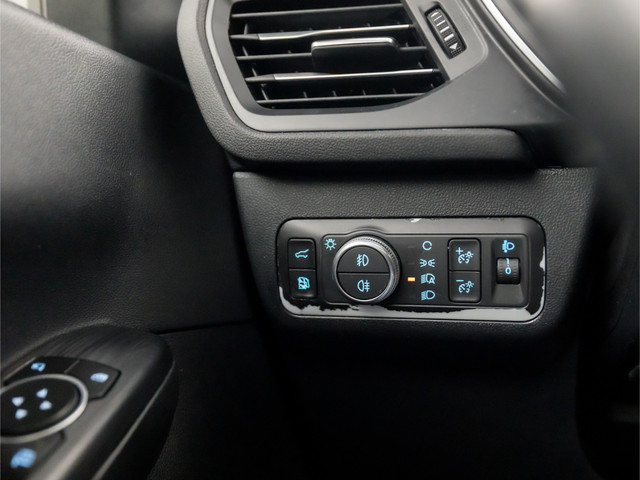 Ford Kuga 2.5 PHEV Titanium Sport 225Pk Automaat (PANORAMADAK, VIRTUAL COCKPIT, APPLE CARPLAY, STUUR STOELVERWARMING, SPORTSTOELEN, CAMERA