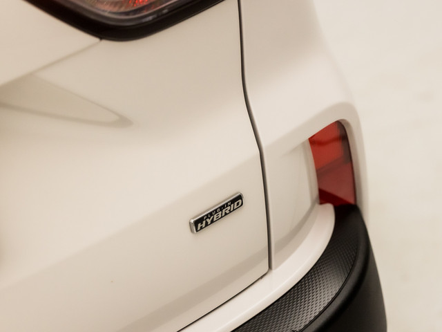 Ford Kuga 2.5 PHEV Titanium Sport 225Pk Automaat (PANORAMADAK, VIRTUAL COCKPIT, APPLE CARPLAY, STUUR STOELVERWARMING, SPORTSTOELEN, CAMERA