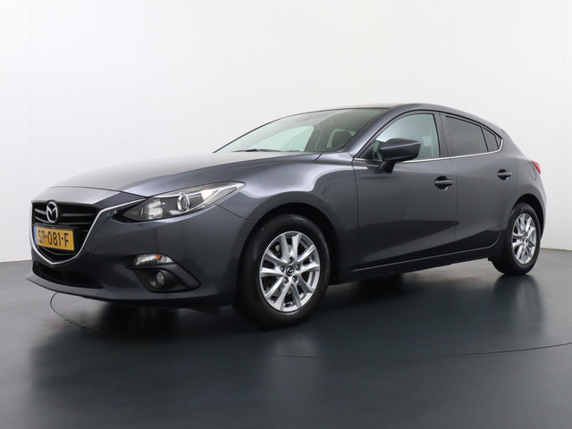 mazda-3-2.0i-ts--trekhaak-navi-ecc-cruise-control-stoelverwarming-xenon-pdc-regen-licht-sensor-lmv-bluetooth-led-privacy-glas-isofix-sle