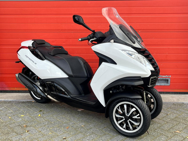 peugeot-metropolis-rs