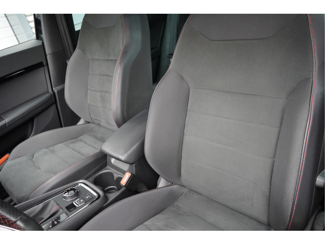 Seat Ateca 1.5 TSI 150PK! Automaat FR Business Intense BJ2020 Lmv 19 | Led | Pdc | Navi | Keyless entry | Elek. trekhaak | Elek.achterklep