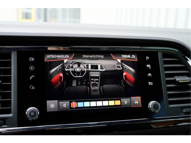 Seat Ateca 1.5 TSI 150PK! Automaat FR Business Intense BJ2020 Lmv 19 | Led | Pdc | Navi | Keyless entry | Elek. trekhaak | Elek.achterklep