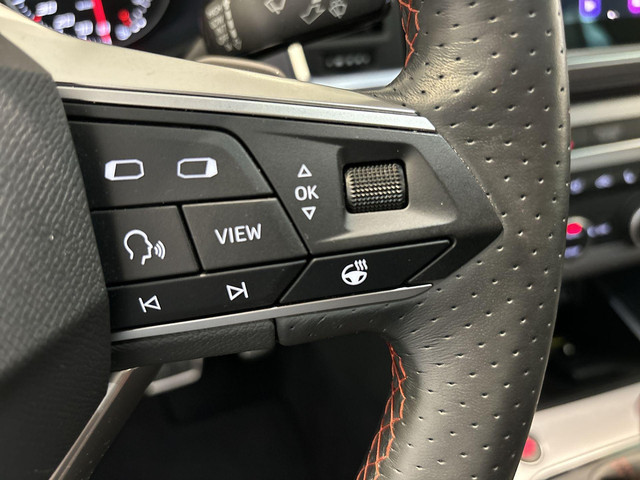Seat Ateca 1.5 TSI 150pk DSG FR Business Intense · Apple Android Car Play · Camera · Beats Audio · Keyless · P-Sensoren · 18'' Inch ·