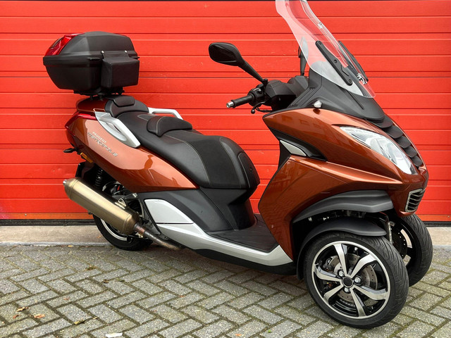 peugeot-metropolis-black-edition