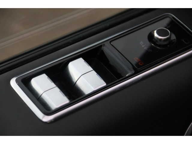 Land Rover Range Rover Sport 2.0 P400e HSE Dynamic PANO-DAK LUCHTVERING!