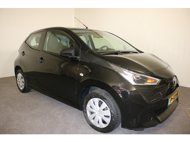 toyota-aygo-1.0-vvt-i-x-fun-fabrieksgarantie-tot-2-2032-nl-auto--gehele-oh-bekend