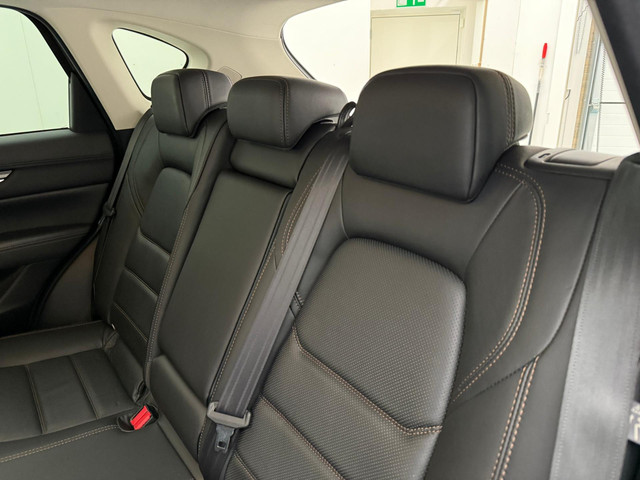 Mazda CX-5 2.0 SkyActiv-G 165 Business Luxury | Automaat | Cruise control | Carplay | Camera | Trekhaak | Bose