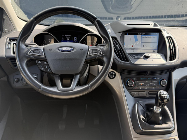 Ford Kuga 1.5 EcoBoost Titanium 2e Eigenaar,Dealer Onderhouden,Leder,Navi,Camera,Clima,Cruise,Stoelverwarming,6 Bak,150pk,Nieuwe Apk bij A