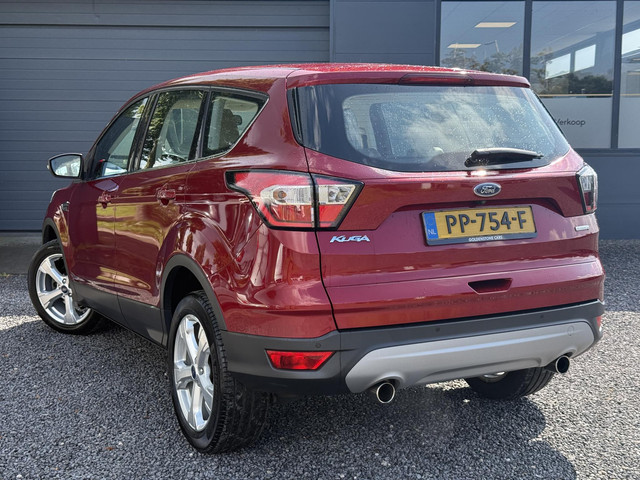 Ford Kuga 1.5 EcoBoost Titanium 2e Eigenaar,Dealer Onderhouden,Leder,Navi,Camera,Clima,Cruise,Stoelverwarming,6 Bak,150pk,Nieuwe Apk bij A