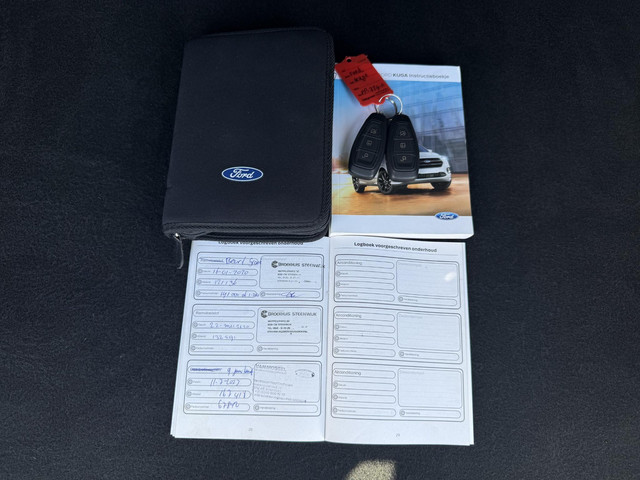 Ford Kuga 1.5 EcoBoost Titanium 2e Eigenaar,Dealer Onderhouden,Leder,Navi,Camera,Clima,Cruise,Stoelverwarming,6 Bak,150pk,Nieuwe Apk bij A