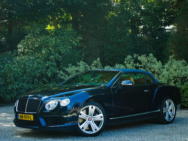 bentley-continental-gt-gtc-4.0-v8