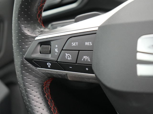 Seat Tarraco 1.4 TSI e-Hybrid FR Plug In Hybrid 245pk Dealer O.H PHEV | Panodak | Adaptive Cruise | 360 Camera | Lederen Sportstoelen Memory