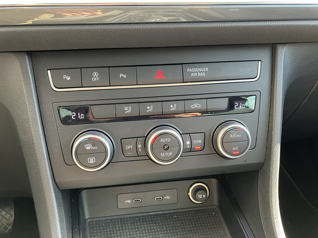 Seat Ateca 1.5 TSI Style Business Intense 150 pk AUT. | 1e eigenaar | dealer onderh. | navigatie | camera | apple carplay | BTW auto