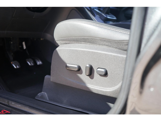 Ford Kuga 1.5 EcoBoost ST Line Cruise, Pano, Xenon, Clima,