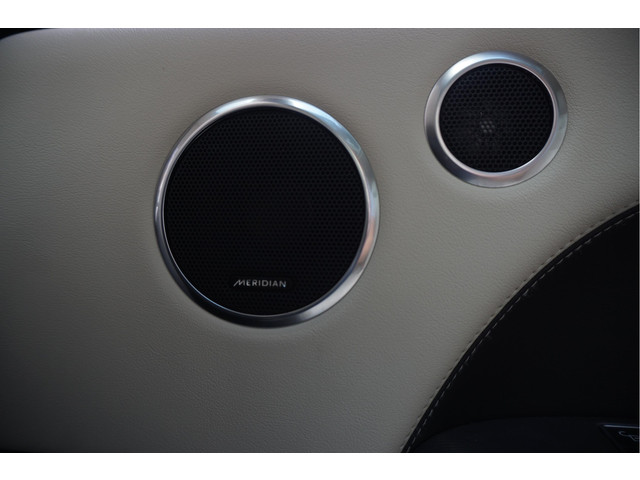 Land Rover Range Rover Sport 2.0 P400e HSE Black Optic | Ivoorwit Leder | Panoramadak | Meridian sound | Luchtvering | Apple Carplay | Virtual Cockpit 3x LED