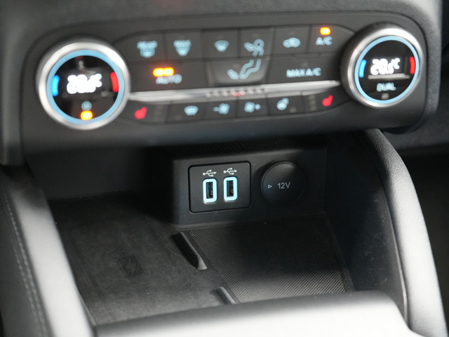 Ford Kuga 2.5 Titanium Plug In Hybrid 225pk Dealer O.H PHEV | Cruise Control | Stoel & Stuurwiel Verwarming | Lane Assist | Camera | Apple