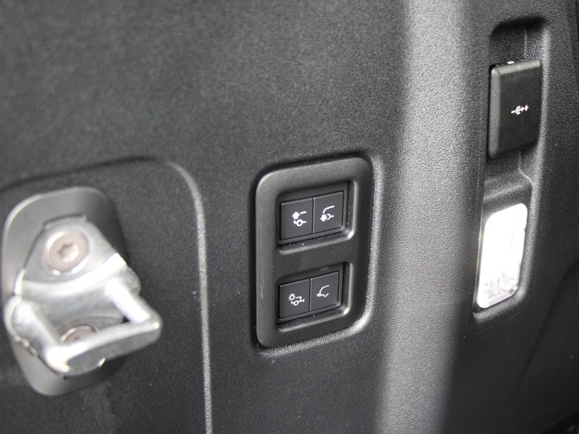 Land Rover Defender 110 P300e S County | Stoffen vouwdak | Trekhaak elec. | Koelkast | 5 Jaar garantie