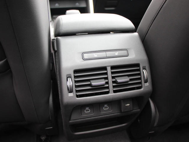 Land Rover Discovery Sport P270e PHEV S Edition | Dakrails | Achterbank verwarmd | Privacy Glass