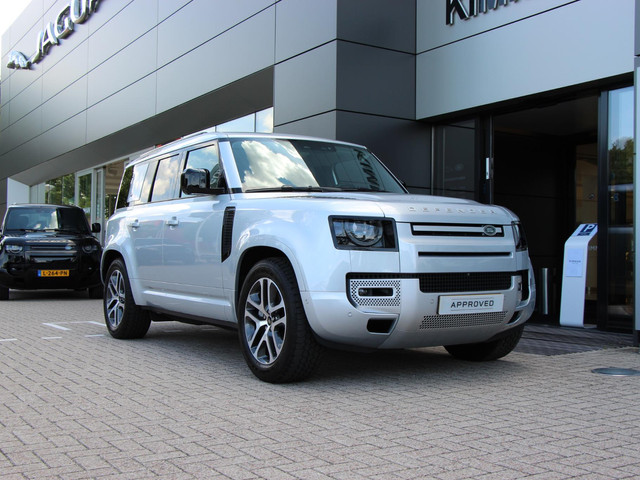 land-rover-defender-110-p400e-110-xs-edition---koelbox---elektrisch-uit--inklapbare-trekhaak