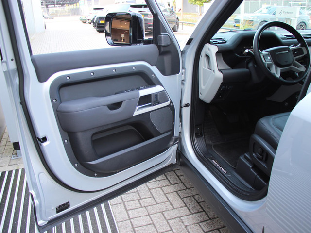 Land Rover Defender 110 P400e 110 XS Edition | Koelbox | Elektrisch uit- inklapbare trekhaak