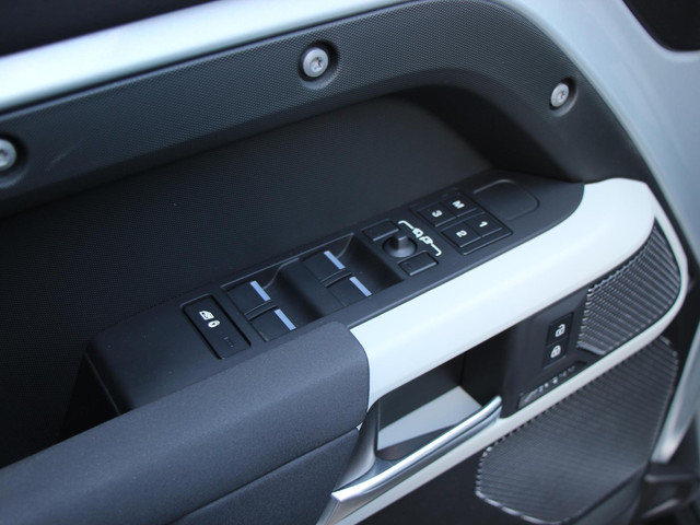 Land Rover Defender 110 P400e 110 XS Edition | Koelbox | Elektrisch uit- inklapbare trekhaak