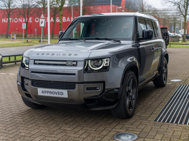 Land Rover Defender P400e 110 X-Dynamic SE