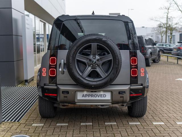 Land Rover Defender P400e 110 X-Dynamic SE