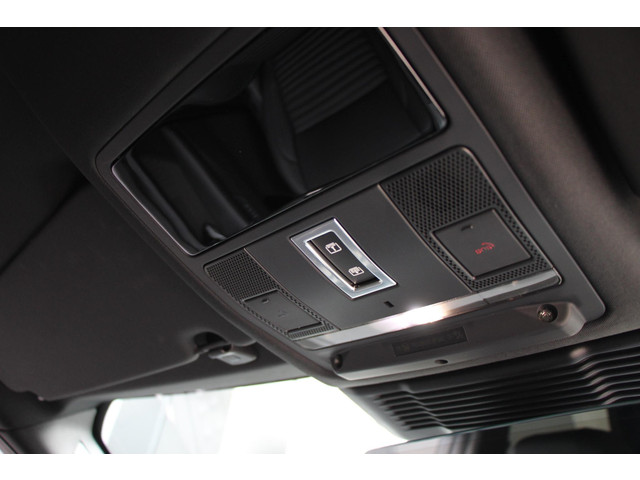 Land Rover Discovery Sport P270e PHEV Dynamic SE