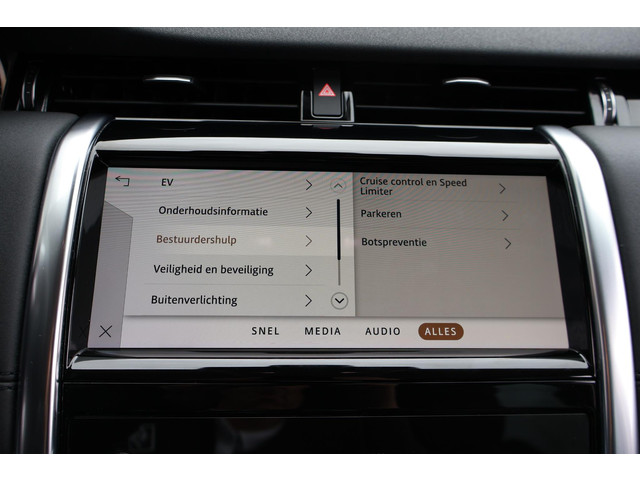 Land Rover Discovery Sport P300e 1.5 S 1e Eigenaar | NL-Auto | Dealer Onderh. | BTW | 360' Cam | Elek Stoel | Stoelverwarming | Climate | Cruise | Carplay