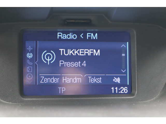 Ford EcoSport 125PK TITANIUM CAMERA TREKHAAK STOEL VOORRUITVERW. LEDER P-SENSOREN CLIMA LM-VELGEN DEALERONDERHOUDEN