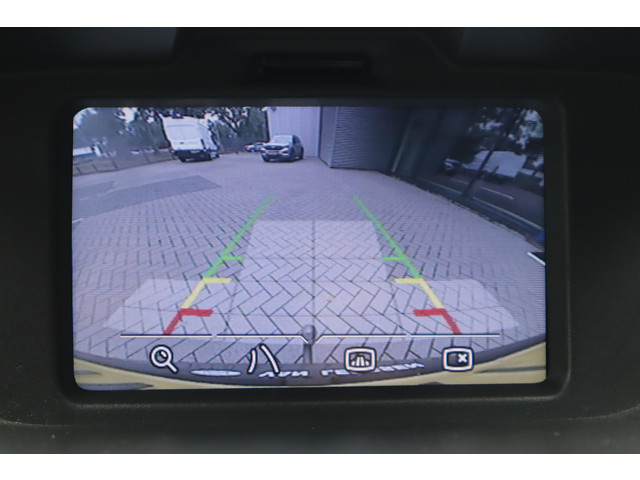 Ford EcoSport 125PK TITANIUM CAMERA TREKHAAK STOEL VOORRUITVERW. LEDER P-SENSOREN CLIMA LM-VELGEN DEALERONDERHOUDEN