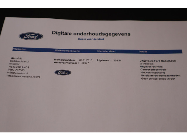 Ford EcoSport 125PK TITANIUM CAMERA TREKHAAK STOEL VOORRUITVERW. LEDER P-SENSOREN CLIMA LM-VELGEN DEALERONDERHOUDEN