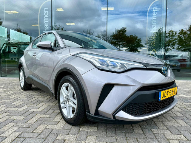 toyota-c-hr-1.8-hybrid-dynamic--carplay--full-led--camera