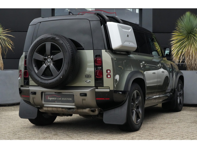 Land Rover Defender 110 3.0 P400 110 X-Dynamic SE 400pk Stoelverwarming Camera Trekhaak