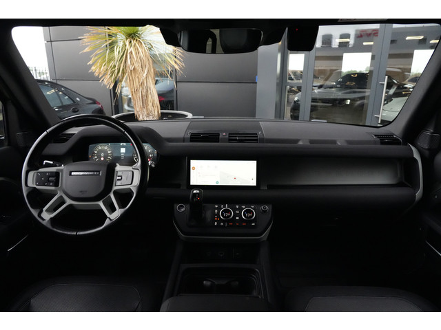 Land Rover Defender 110 3.0 P400 110 X-Dynamic SE 400pk Stoelverwarming Camera Trekhaak