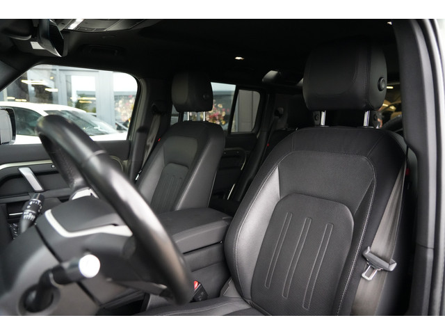 Land Rover Defender 110 3.0 P400 110 X-Dynamic SE 400pk Stoelverwarming Camera Trekhaak