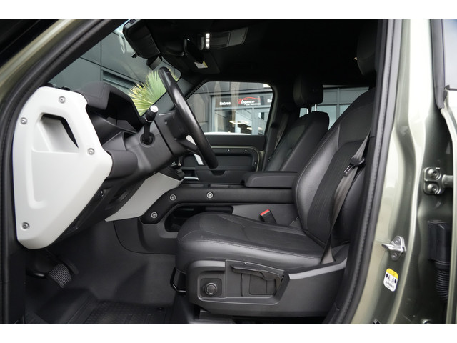 Land Rover Defender 110 3.0 P400 110 X-Dynamic SE 400pk Stoelverwarming Camera Trekhaak