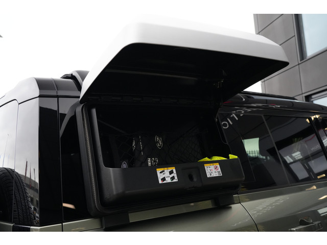 Land Rover Defender 110 3.0 P400 110 X-Dynamic SE 400pk Stoelverwarming Camera Trekhaak