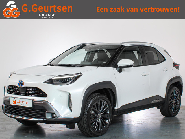toyota-yaris-cross-adventure-1.5-hybrid-awd--jbl-audio--panoramadak--apple-carplay-android-auto-